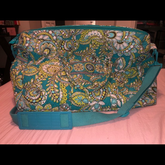 Vera Bradley weekender bag - Picture 2 of 3